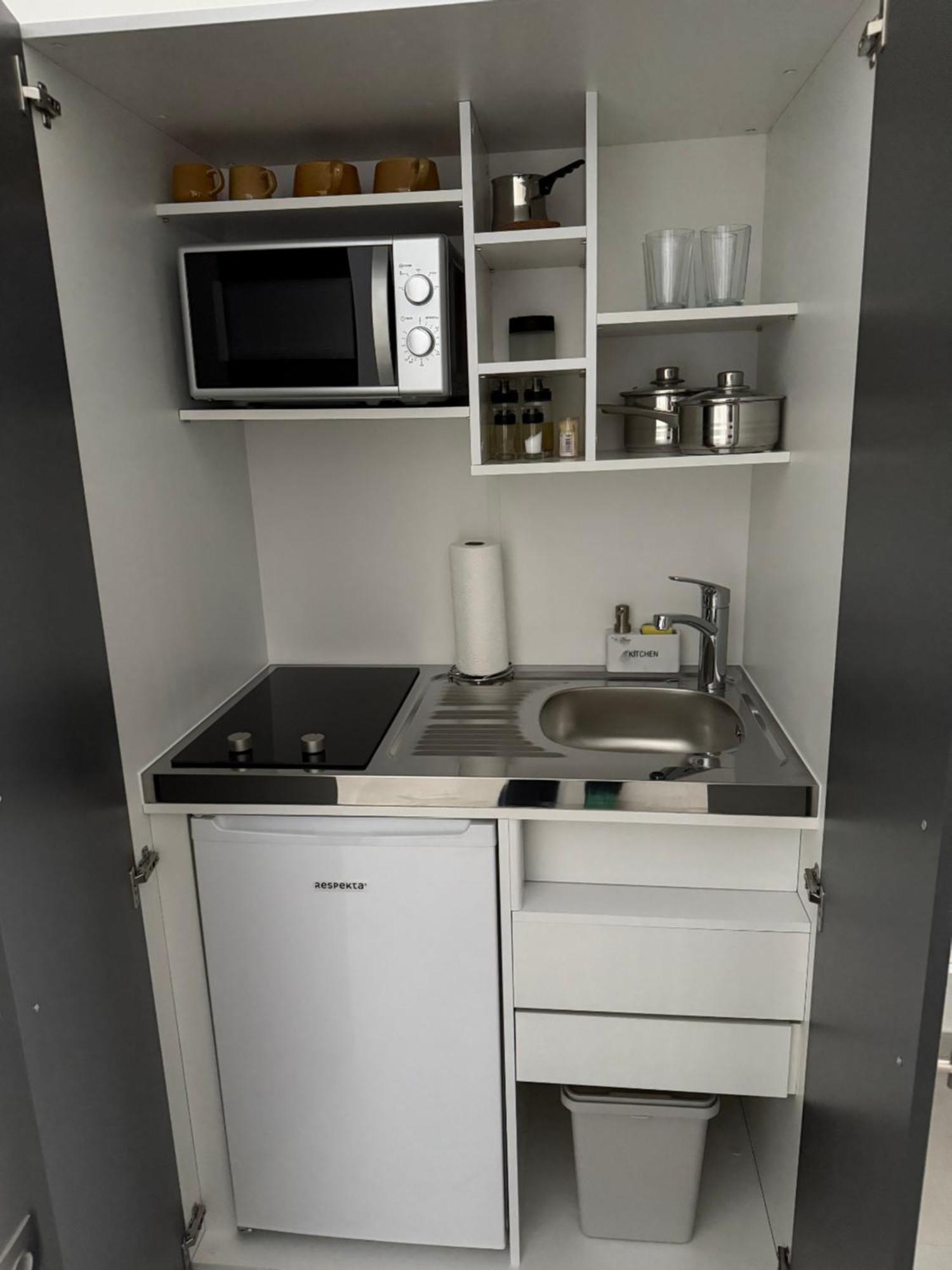 Dalma Pro - Cozy & Spacious One-bedroom - Self Check-in Apartament Karlovac